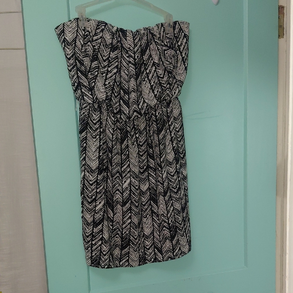 Love Reign Strapless Black and White Dress